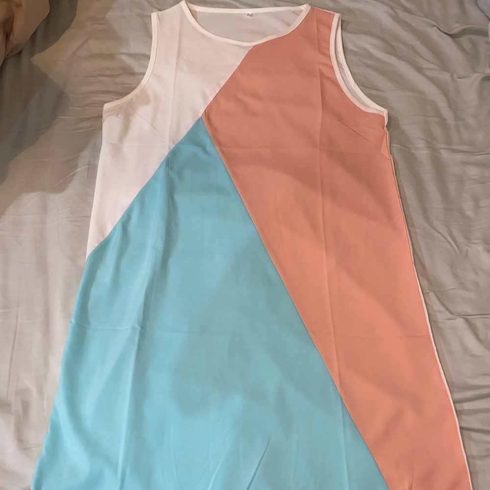 Women’s blue coral & white dress
